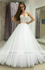 Strapless Sweetheart Lace Tulle Ball Gown Wedding Dress