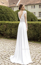 Lace Tulle A-line Wedding Dresses Crystals Lace Applique V Neck Count Train Elegant Bridal Gowns