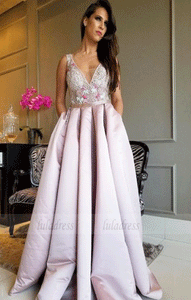 V Neck Long Prom Dresses With Appliques,BW97168