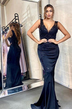 Chic Mermaid V-neck Sleeveless Prom Dresses Online