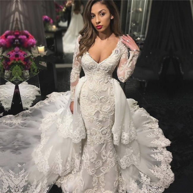 V-neck Beads Appliques Wedding Dresses with Sleeves