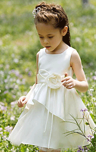 Flower Girl Dresses Ivory Flower Girl Dress with Tiered Skirt,BD98824