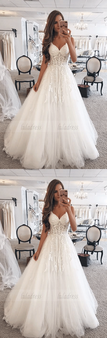A-Line Spaghetti Straps Sweep Train Tulle Wedding Dress with Appliques