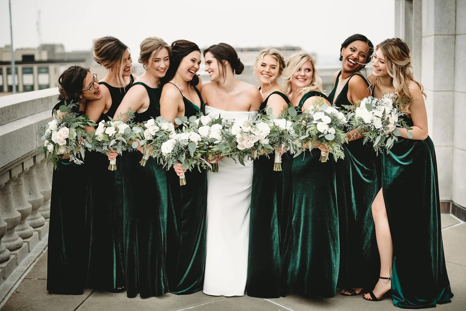 V Neck Sleeveless Winter Emerald Green Velvet Bridesmaid Dresses