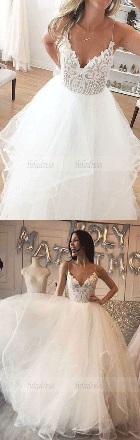 Charming A-Line V-Neck White Tulle Long Prom/Wedding Dress with Lace Appliques